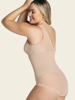 Body faja con bralette incorporado con control de abdomen Leonisa 018517