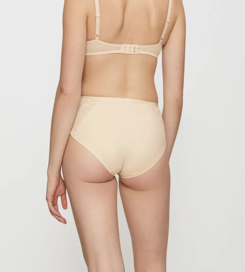 Braga Alta Moldeadora Triumph Amourette Charm Maxi