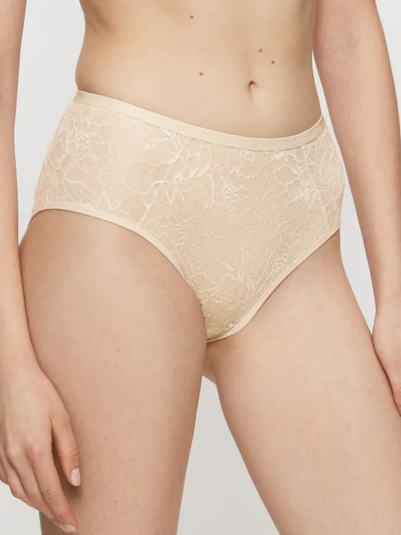 Braga Alta Moldeadora Triumph Amourette Charm Maxi