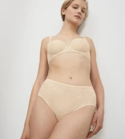 Braga Alta Moldeadora Triumph Amourette Charm Maxi