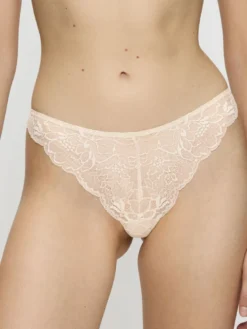 Braga Brasileña Triumph Amourette Charm Highleg Brazilian