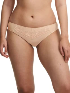 Braga Clasica Chantelle Every Curve