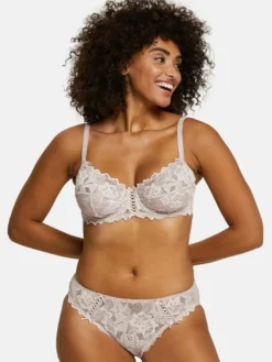 Braga Clasica Sans Complexe Arum