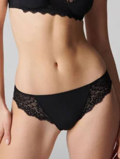 Brasileña Simone Perele Caresse 12A710