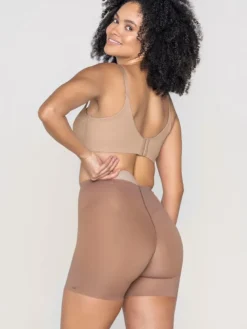 Faja Short de control con almohadillas removibles levanta glúteos Leonisa 012889