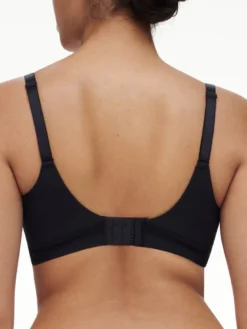 Sujetador Con Aros Moldeado Muy Cubriente Chantelle EasyFeel Easy Bliss