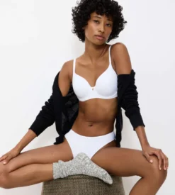 Sujetador con relleno Spacer Triumph Body Make-Up Essentials WP