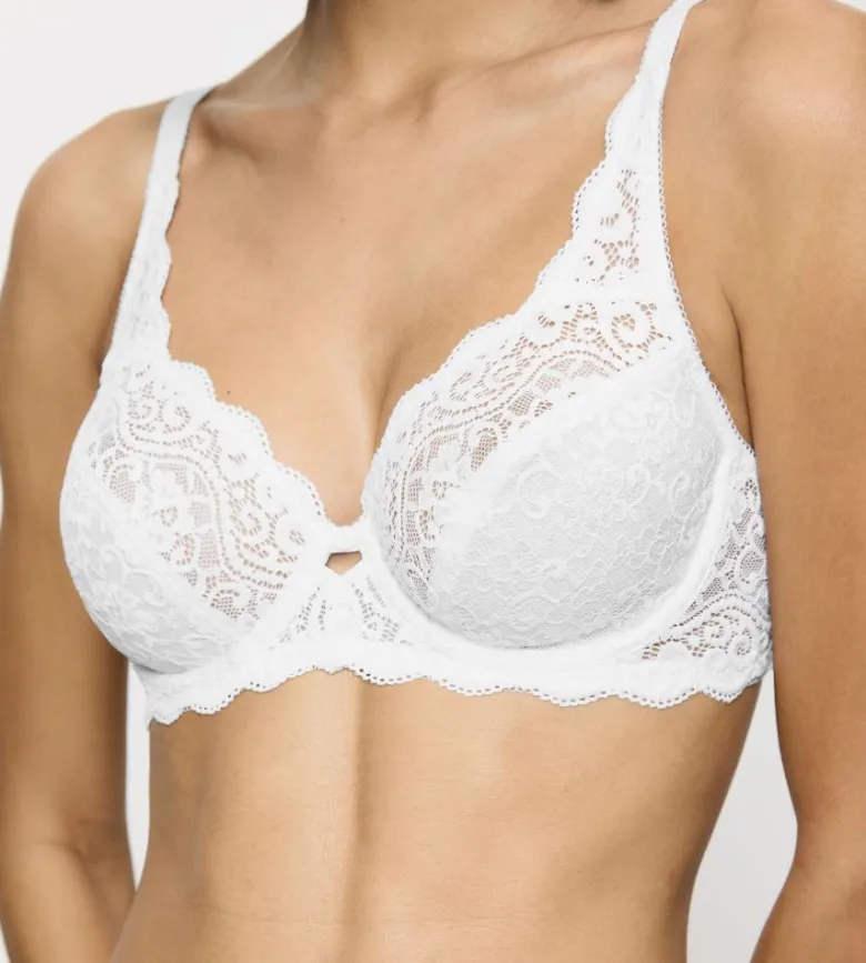 Sujetador de encaje con aros Triumph Amourette W