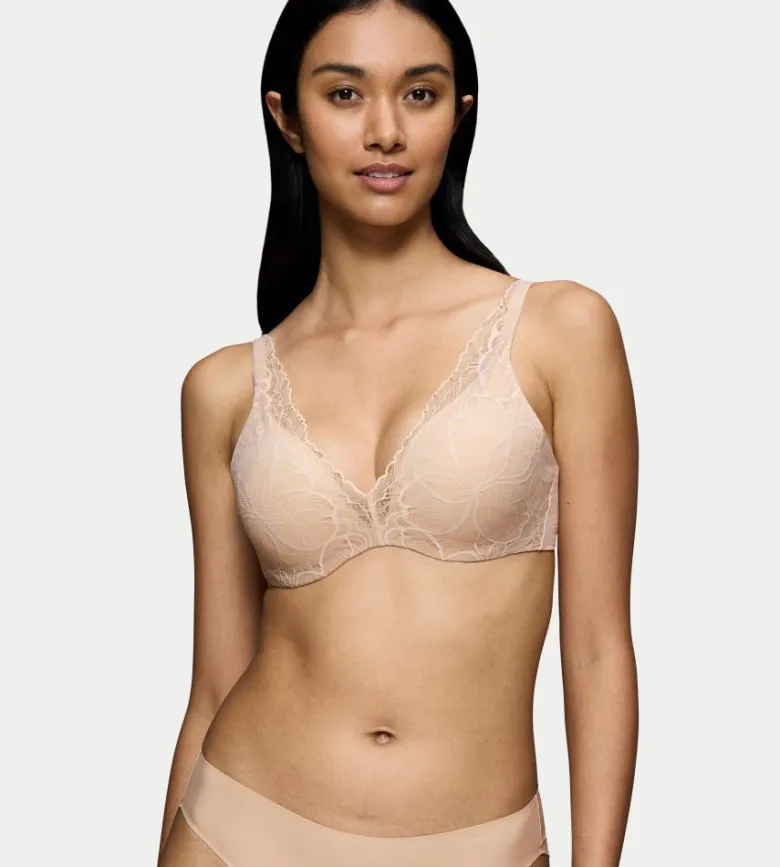 Sujetador de encaje con relleno Spacer Triumph Body Make-up Illusion Lace WP